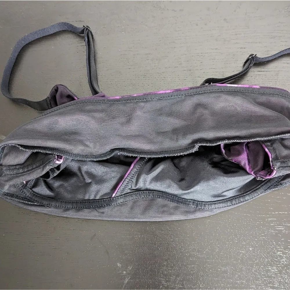 Adore Me‎ Kali Contour Low-Impact Sports Bra Purple and Black Print Size Medium - Image 3