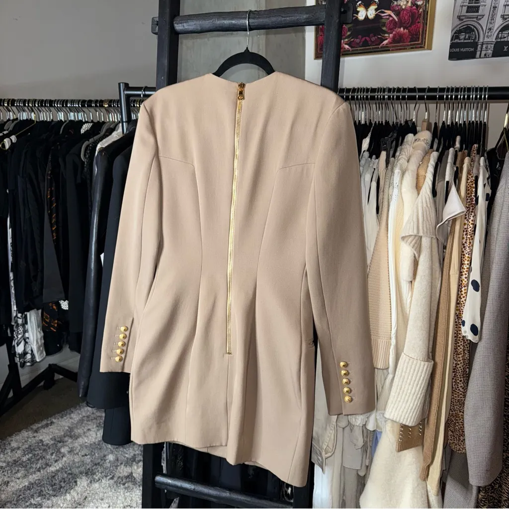 Balmain Grain De Poudre Long Sleeve Tailored Short Blazer Mini Dress in Sable - Image 10