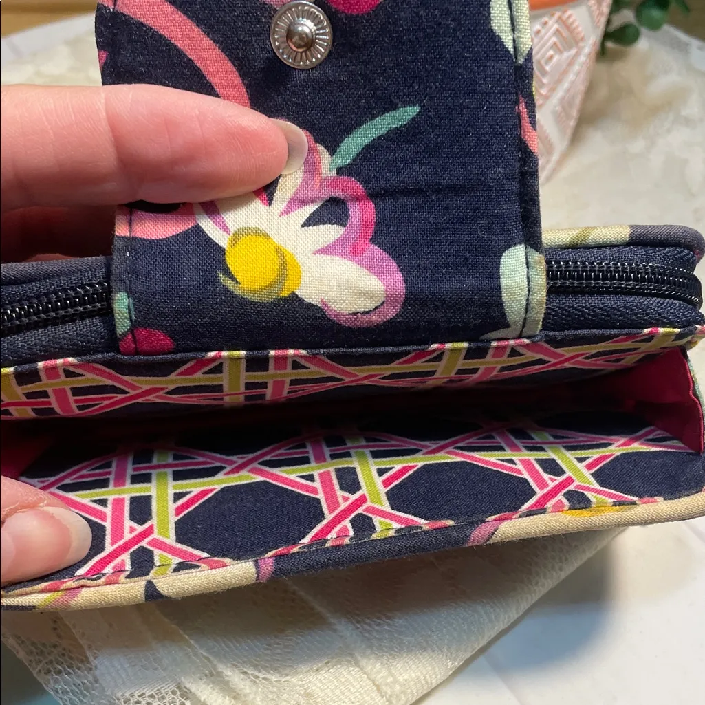 Vera Bradley Navy Floral Quilted Wristlet - Image 5