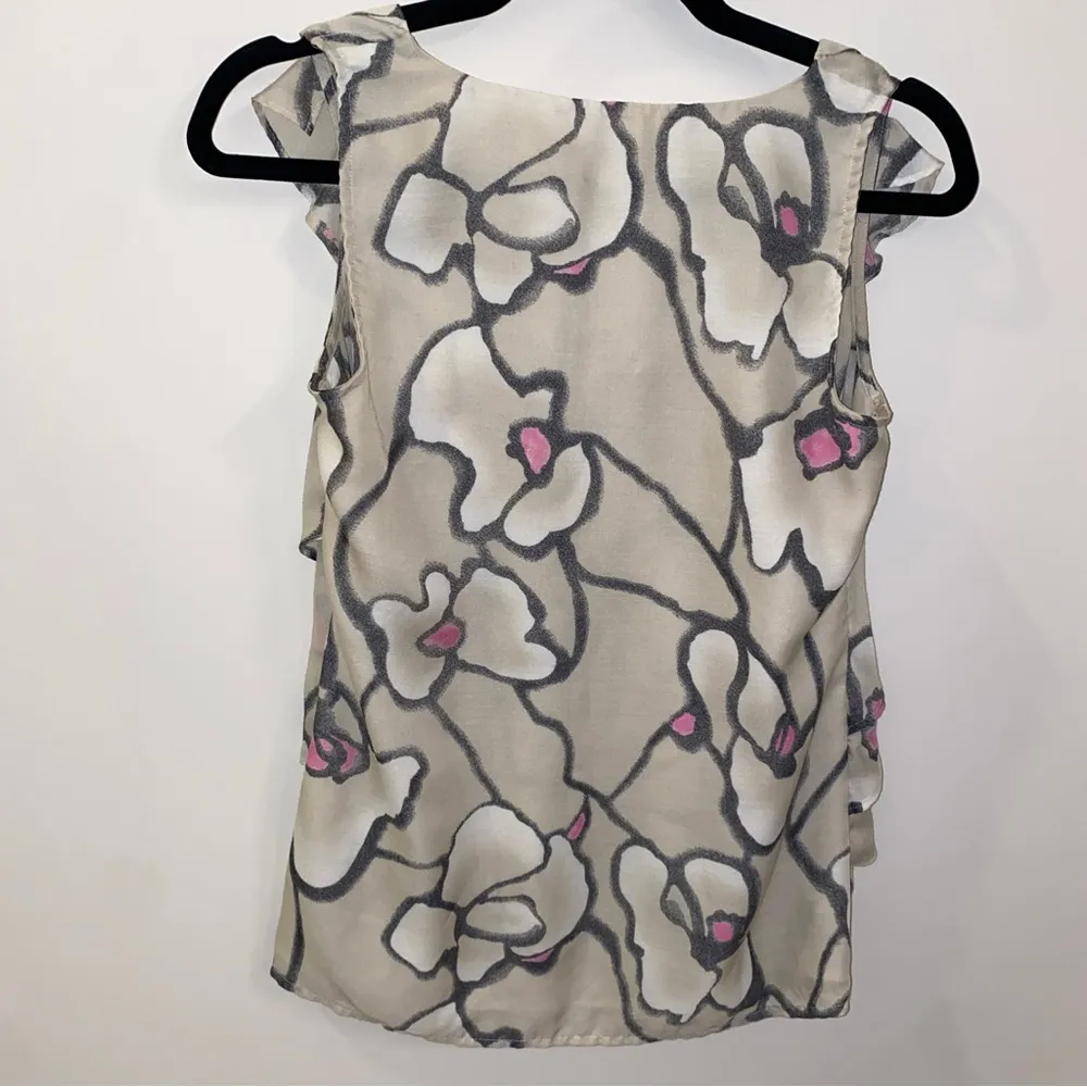 Ann Taylor Loft Cream Gray Pink Sleeveless V-neck Ruffle Tank Top Extra Small XS - Image 3