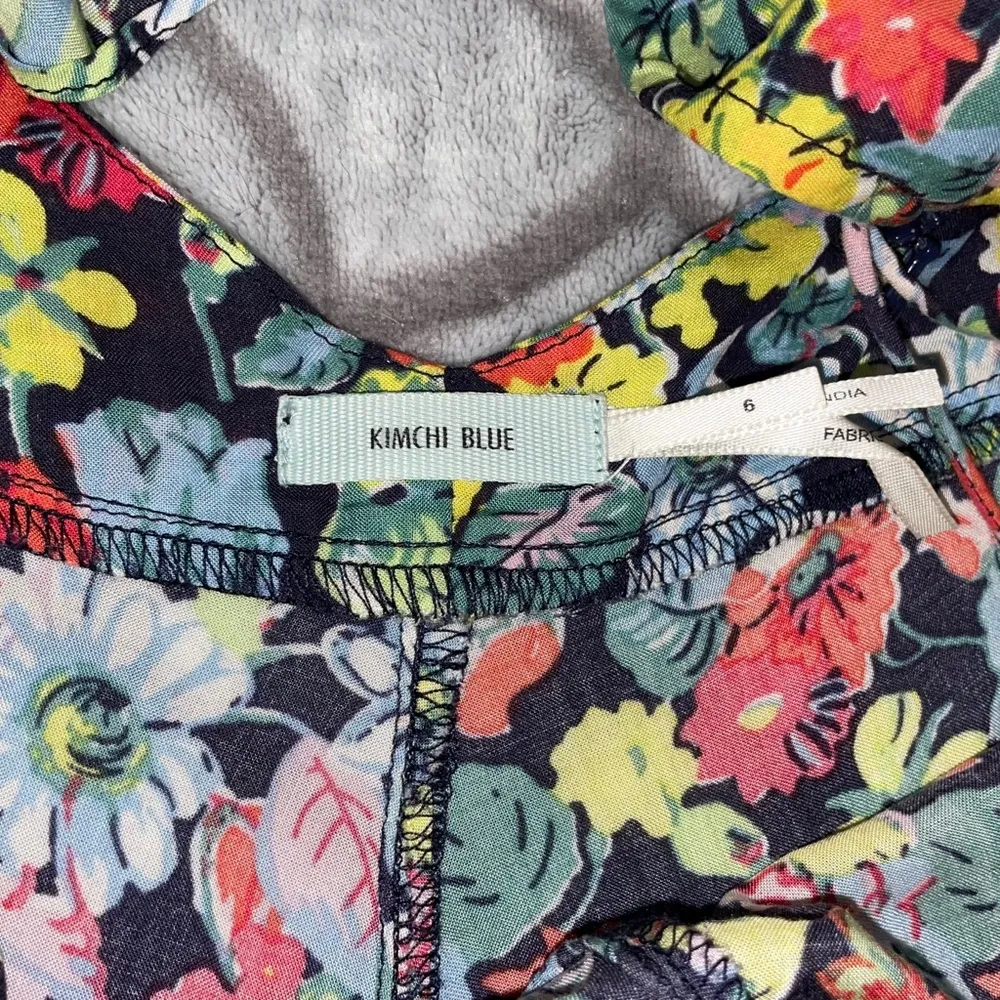 KIMCHI BLUE floral romper size 6 - Image 4