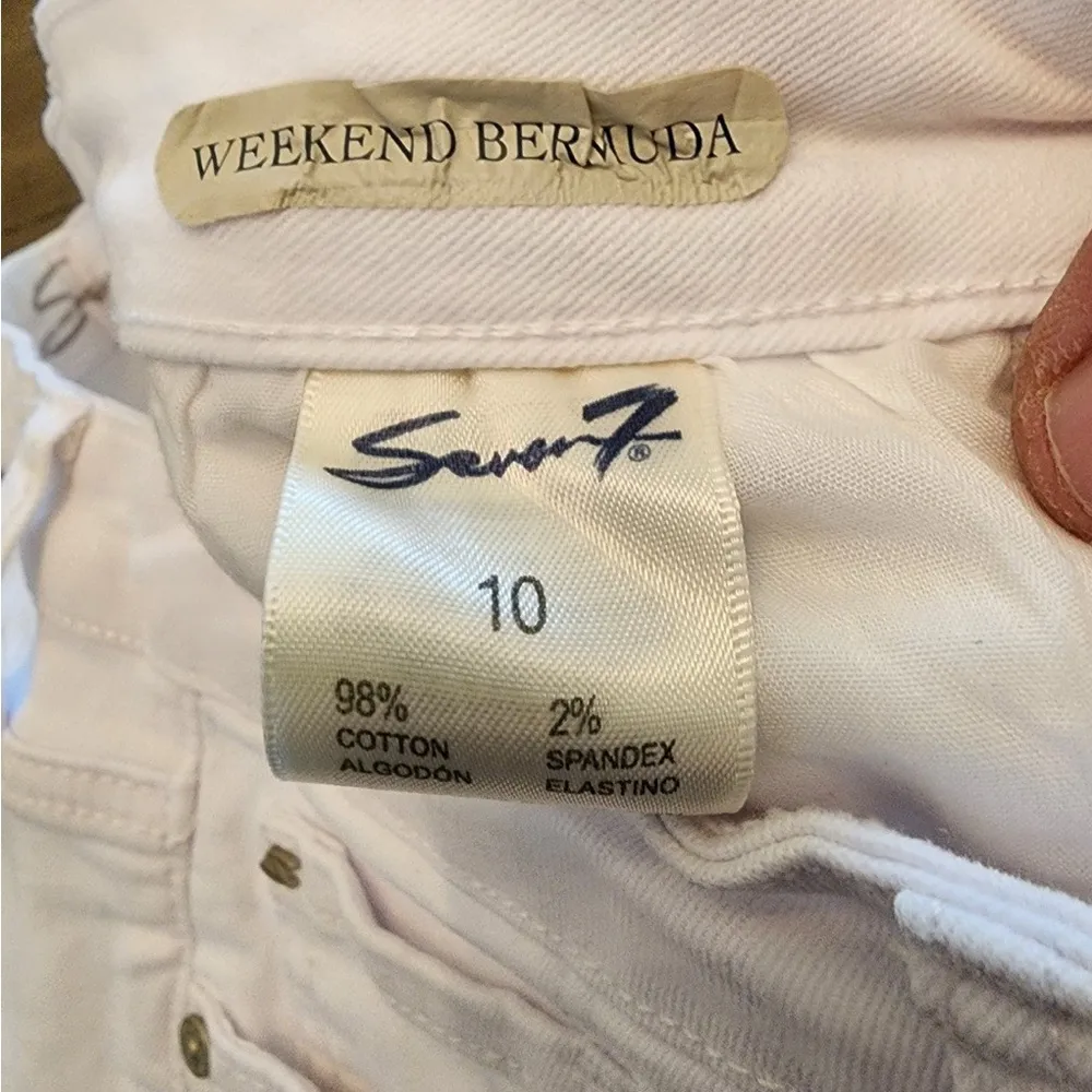 Seven7 white weekend Bermuda jean shorts size 10 - Image 5