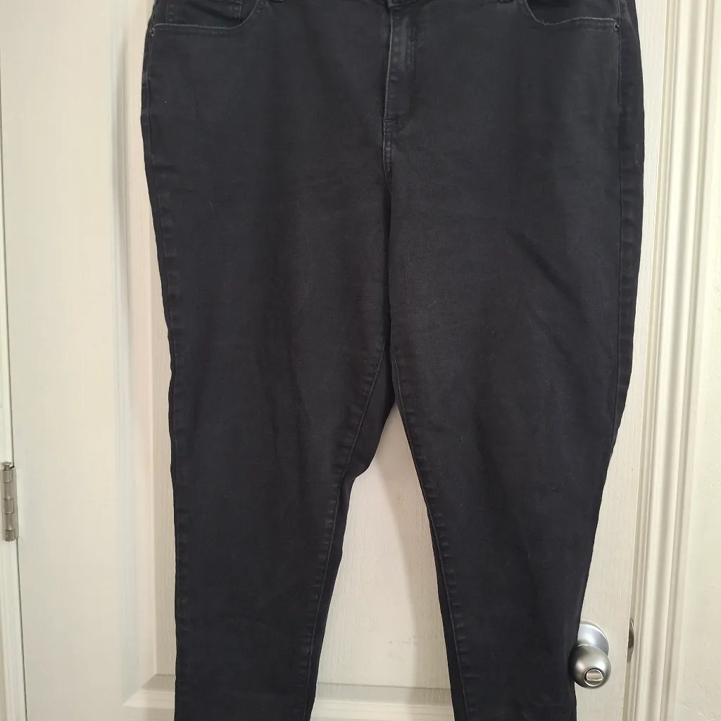 Lane Bryant Black Women's Jeans Sz 20 - Image 7
