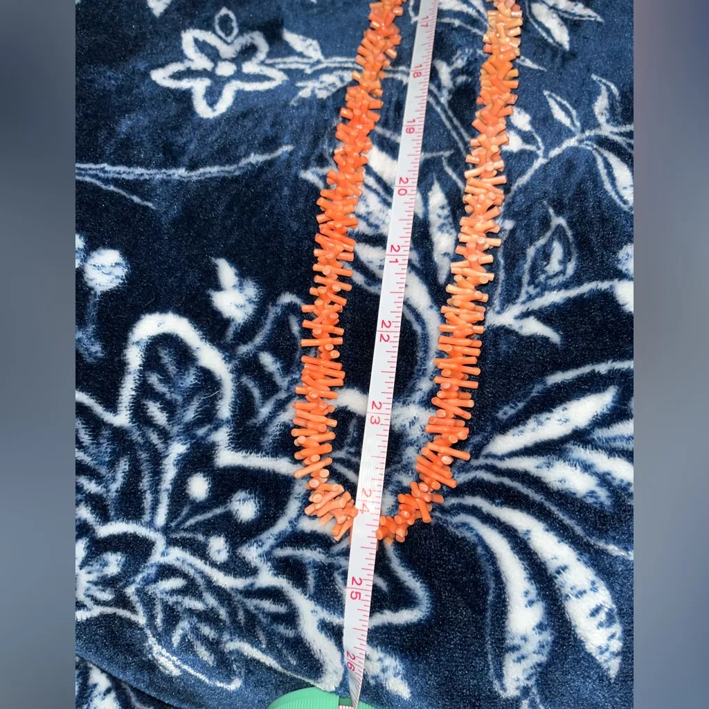 Vintage 70’s Long Rope Length Faux Branch Coral Plastic Beaded Necklace Orange - Image 7