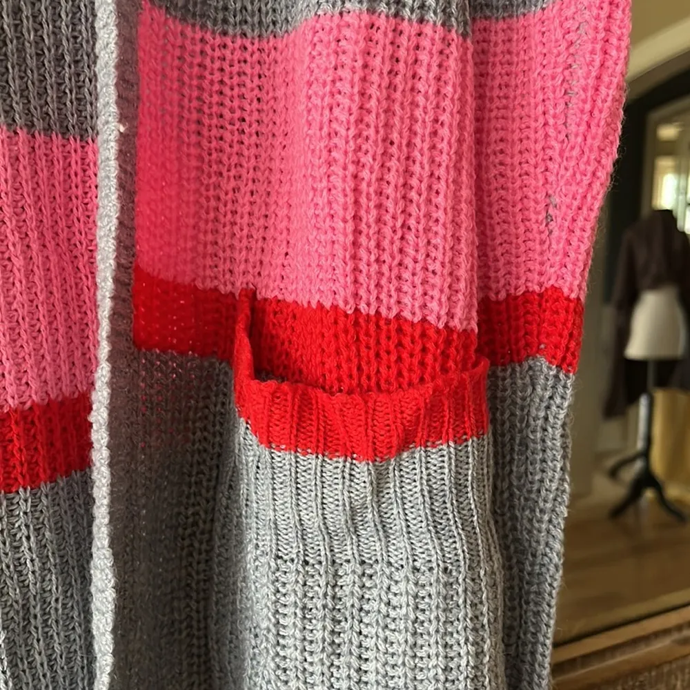 Ultra Flirt New York Los Angeles Gray Crochet Knit Sweater Cardigan Womens Small - Image 12