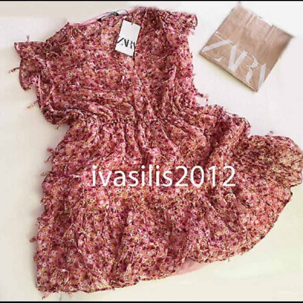 Zara TEXTURED WEAVE FLORAL SEMI SHEER DRESS V-Neck Riffled Pink/Red SIZE L NEW. - Image 2