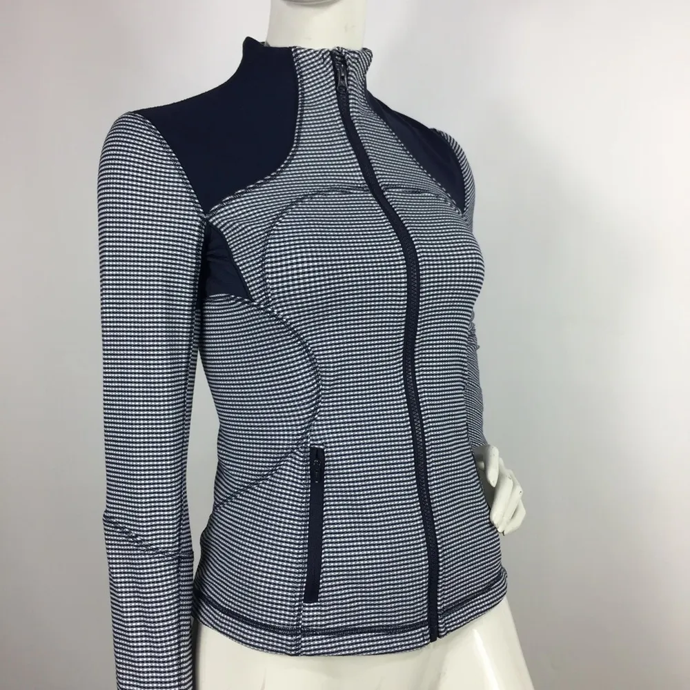 Lululemon Forme Jacket Inkwell Gingham Size 4 Rare - Image 3