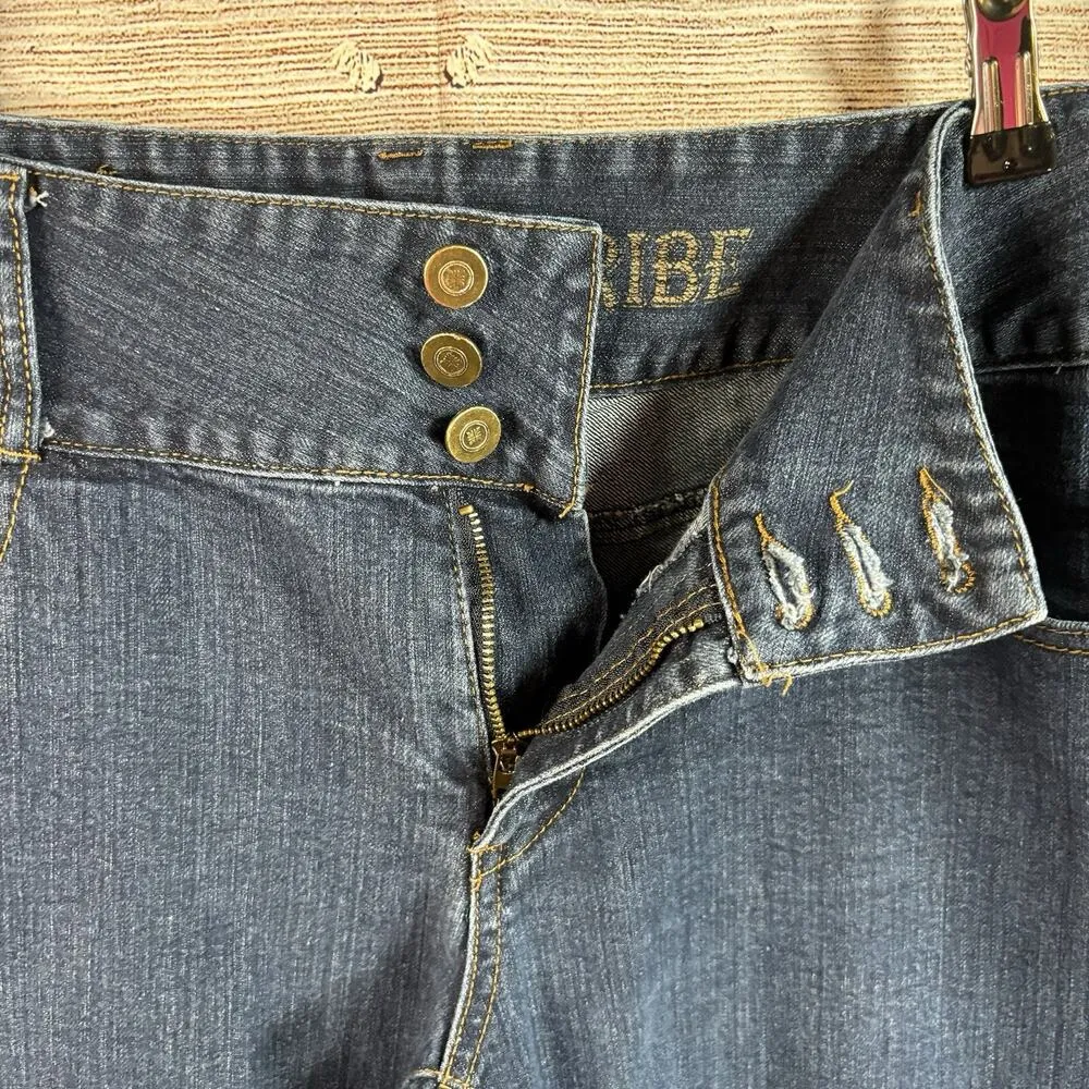Culture Tribe Jeans Women's Size 13/14 Button/Zip. Flare leg Accented pockets Blue - Image 4