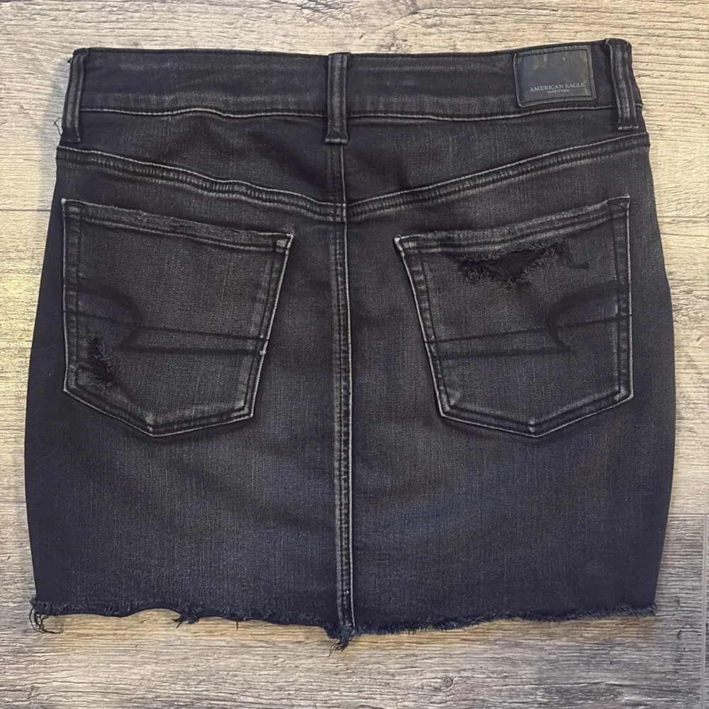 AE Button Up Super Stretch Black Mini Skirt Size 6 - Image 7