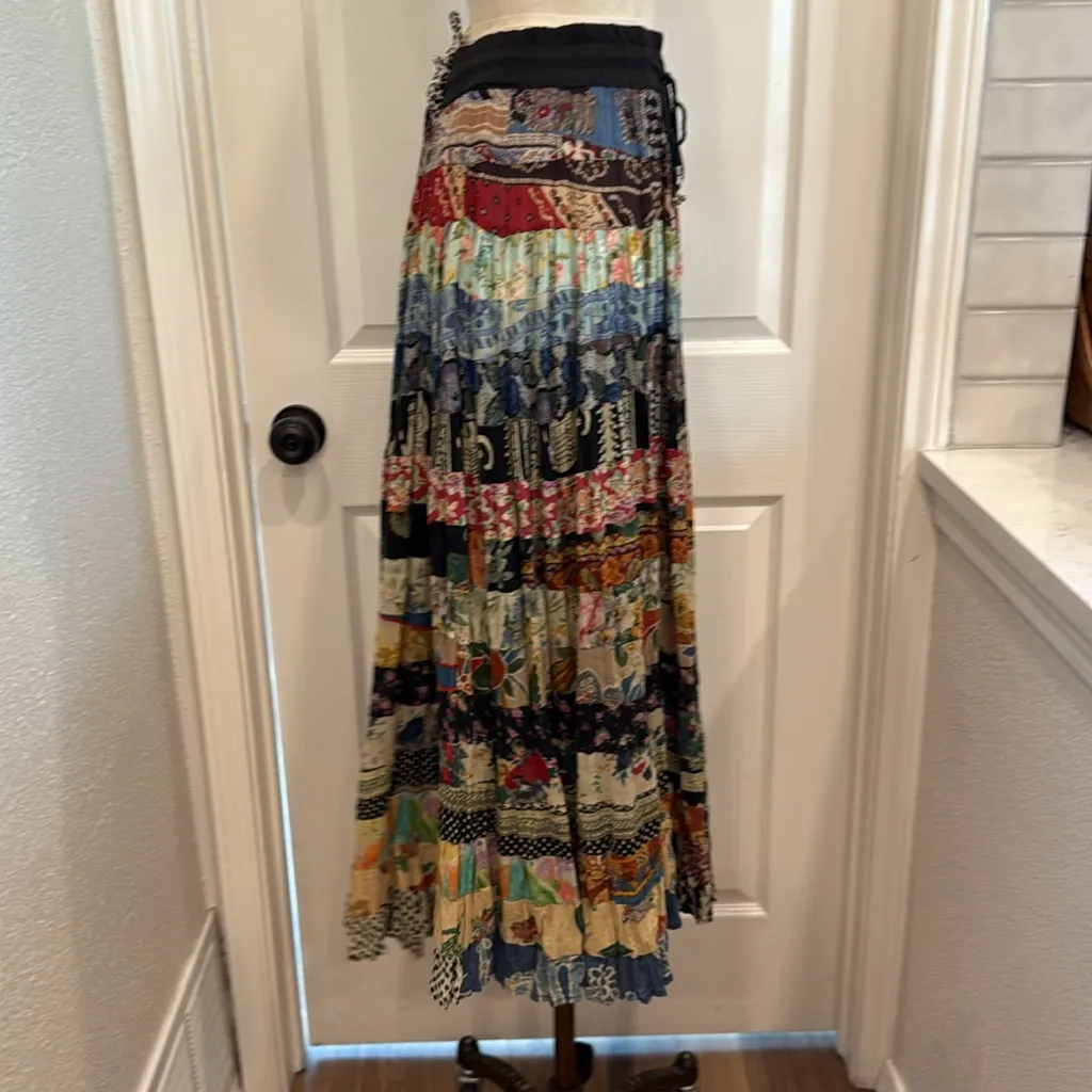 Vintage patchwork floral mixed print midi skirt ONE SIZE Black Size undefined - Image 13
