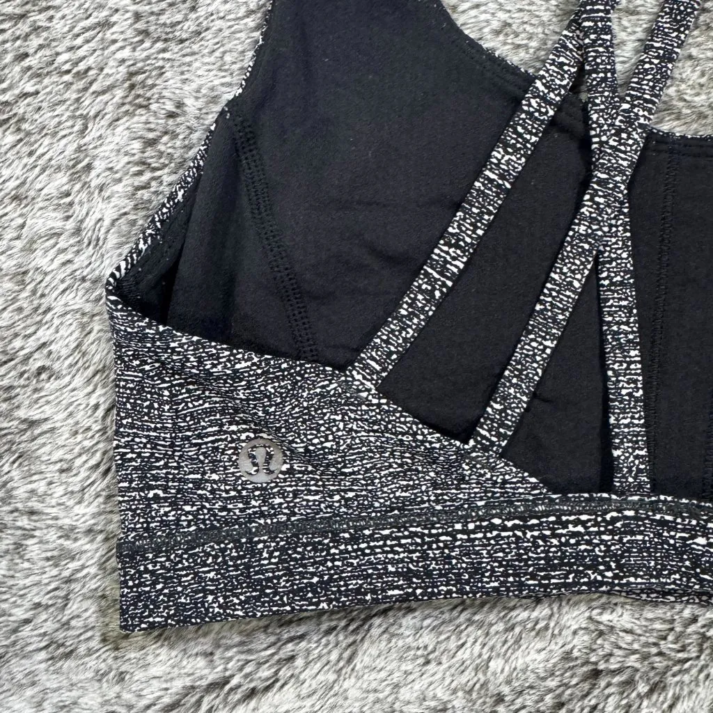 Lululemon Free To Be Serene Bra Sz 6 In Salt Alpine White Black - Image 6