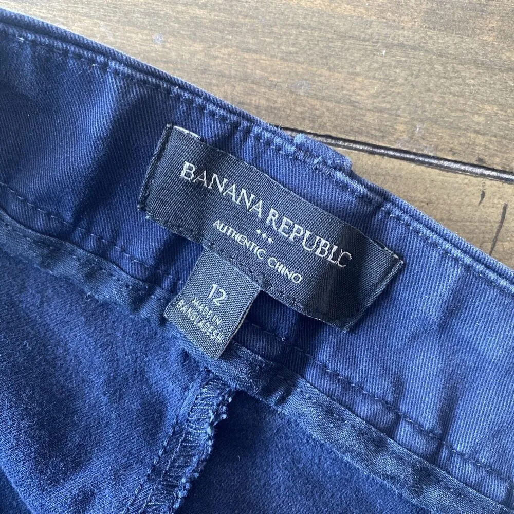 Banana Republic Authentic Chino Navy Cuffed‎ Shorts size 12 Preppy Summer Casual - Image 7