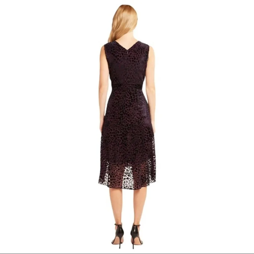 Elie Tahari Celeste Aubergine Purple Velvet Cheetah Print V-Neck Midi Dress 10 - Image 3