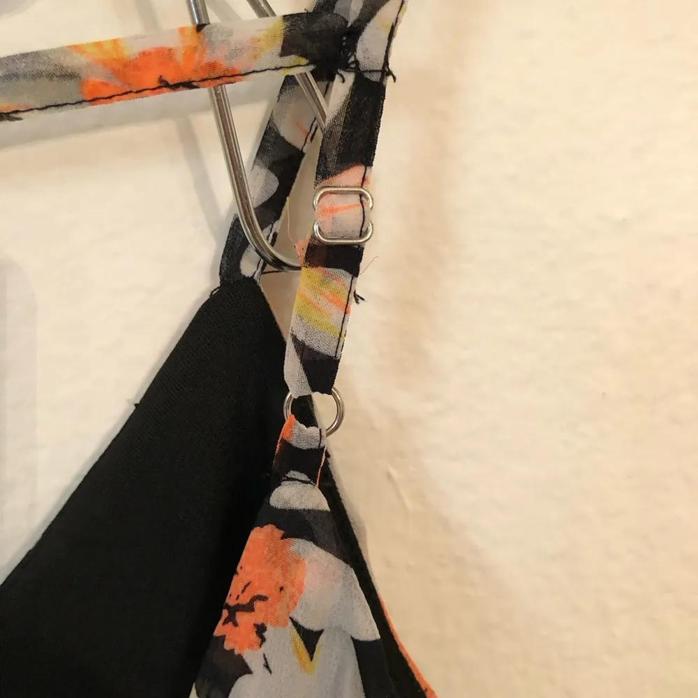 Maude  Floral Black/Orange Romper Small - Image 5