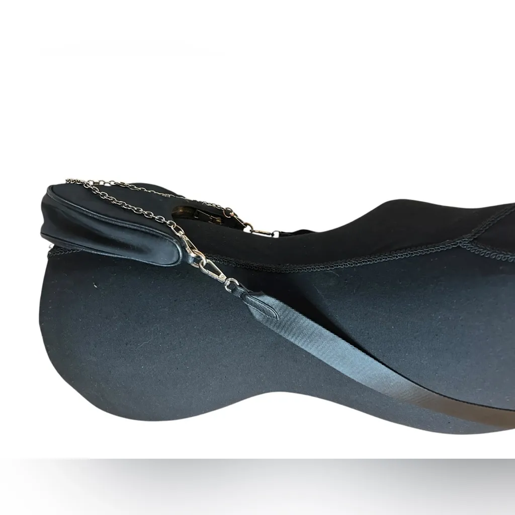 Peta and Jain Black Crossbody Shoulder Bag with Chain Strap - Image 10