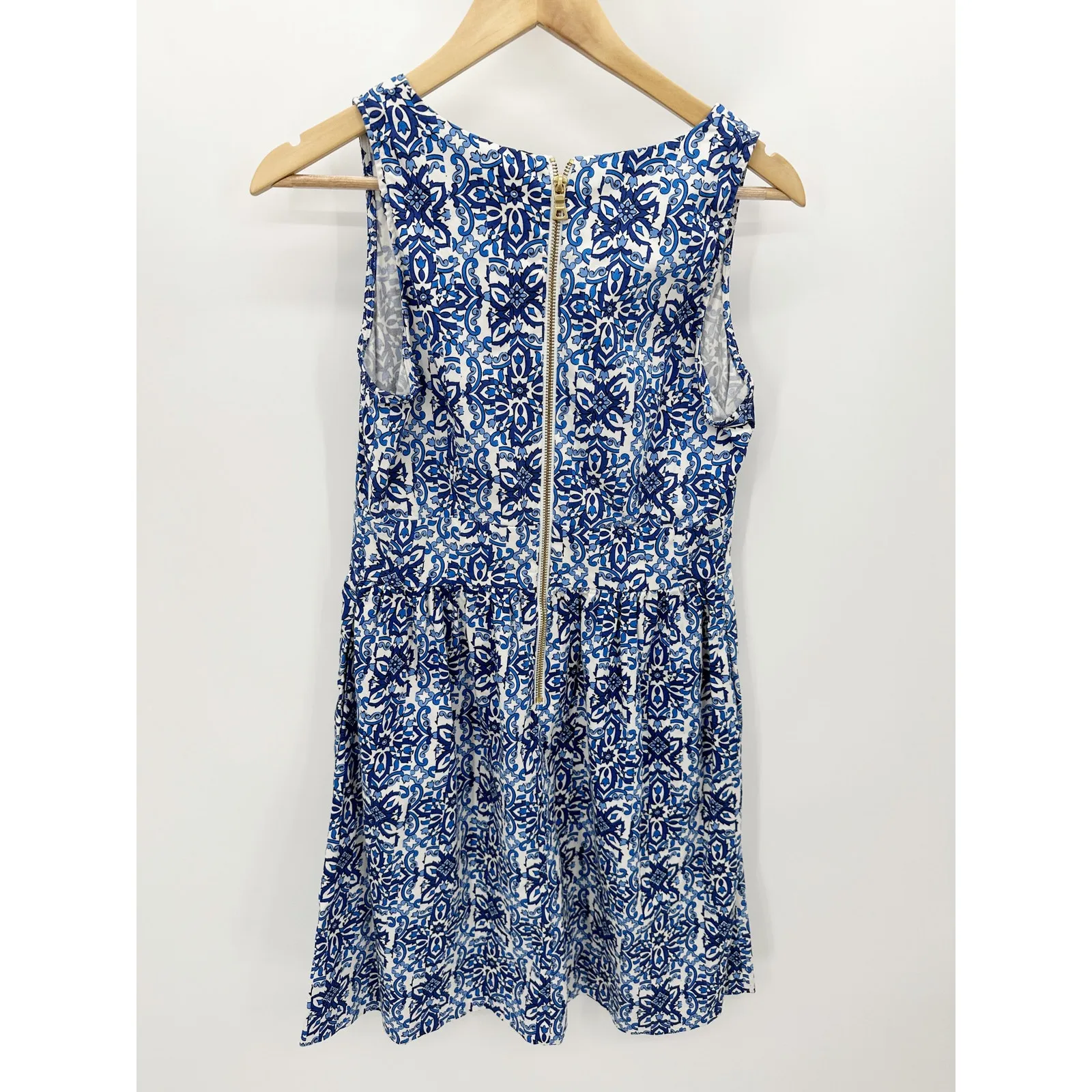 Milly Dress Women 8 Blue White Paisley Print V-Neck Sleeveless Back Zip Mini - Image 2