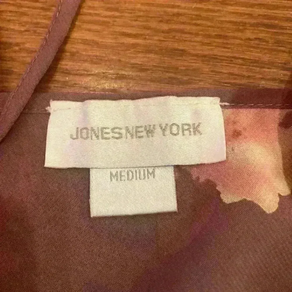 Jones New York Floral Lace Camisole Tank Size  Medium Pristine - Image 5