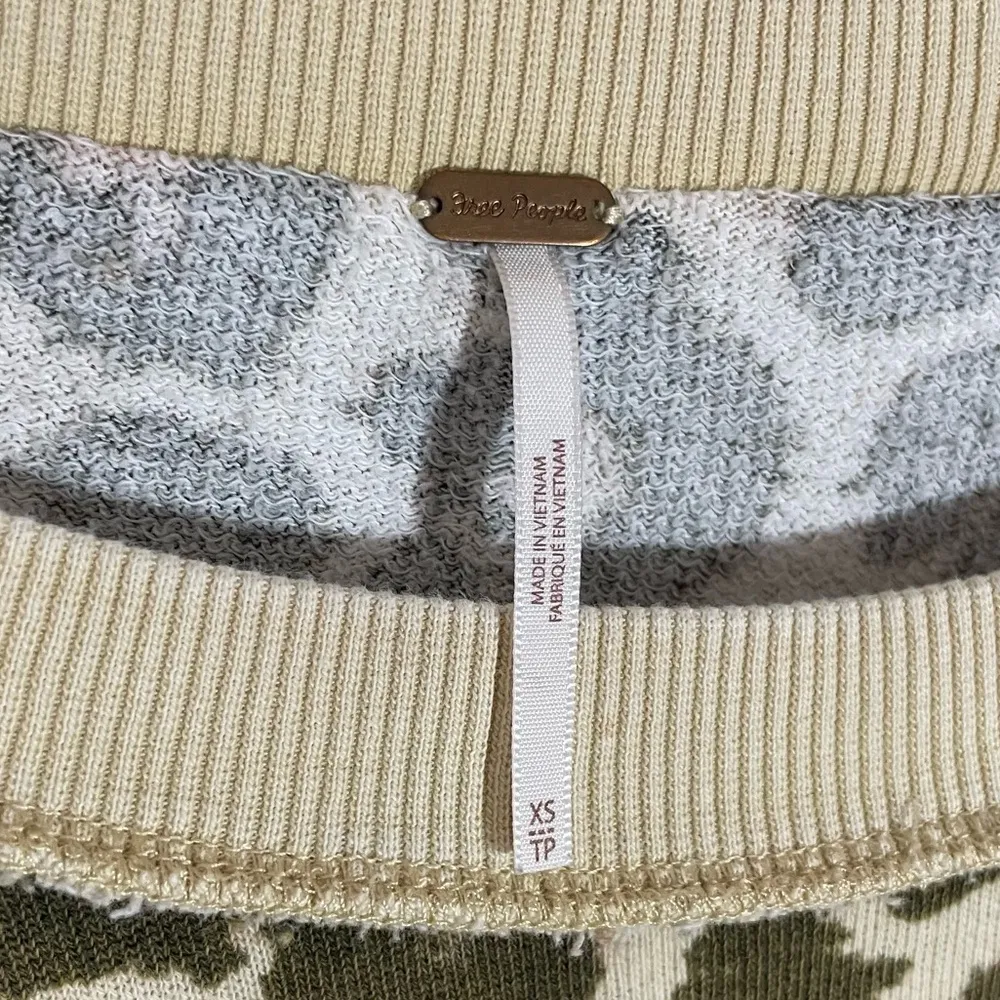 Free People Go Get On Oversized Leopard Pullover Sweatshirt - Image 8