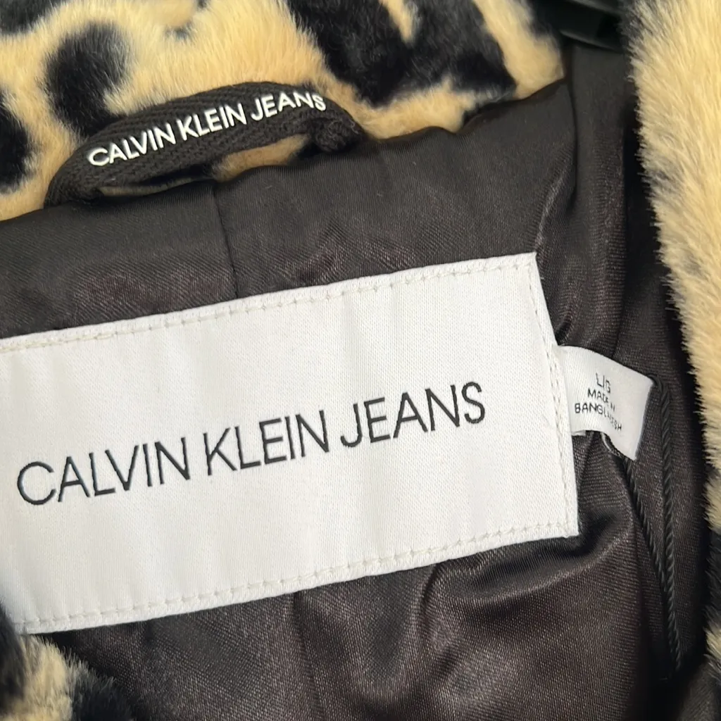 NWT Calvin Klein Faux Fur Cheetah Print Coat Size Large - Image 4
