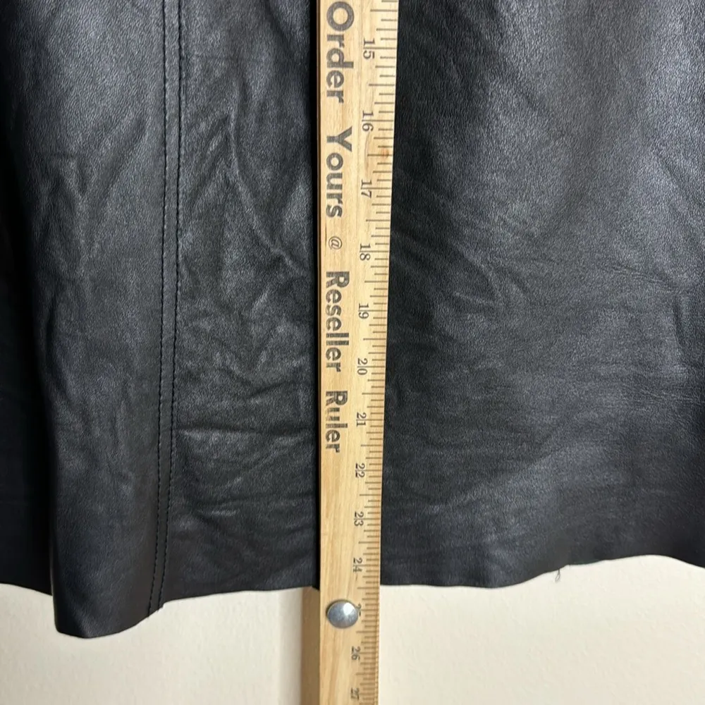 Worth New York ladies black 100% leather lined skirt size 10 - Image 5