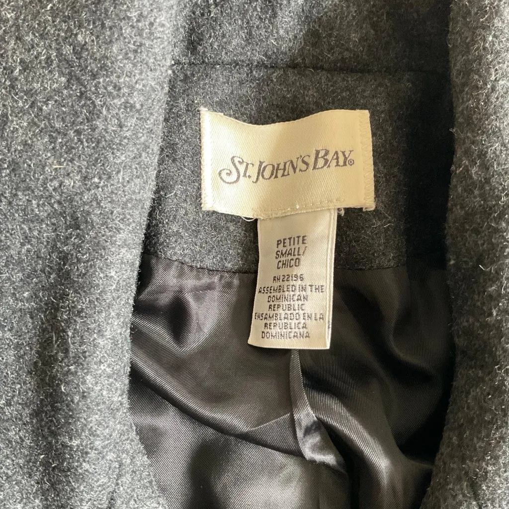 st john's bay women wool coat Gray SZ PETITE S BUST 38 - Image 2