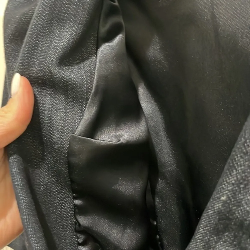 Guess Denim Lined 3/4 Sleeve Blazer - Image 4