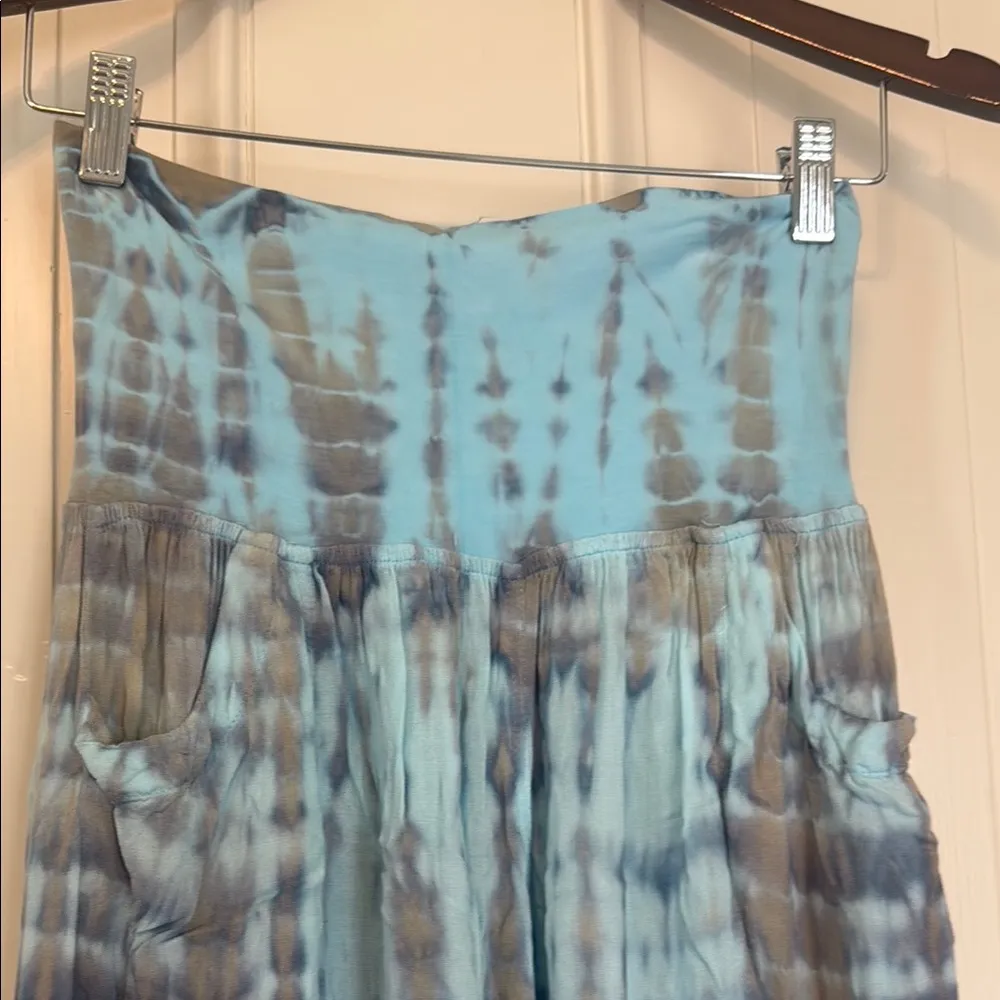 Blue Tiered wide legged pants Size undefined - Image 4