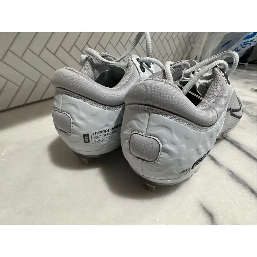 Nike Hyperdiamond 4 Elite Women's Softball Cleats 8.5 W - Image 4