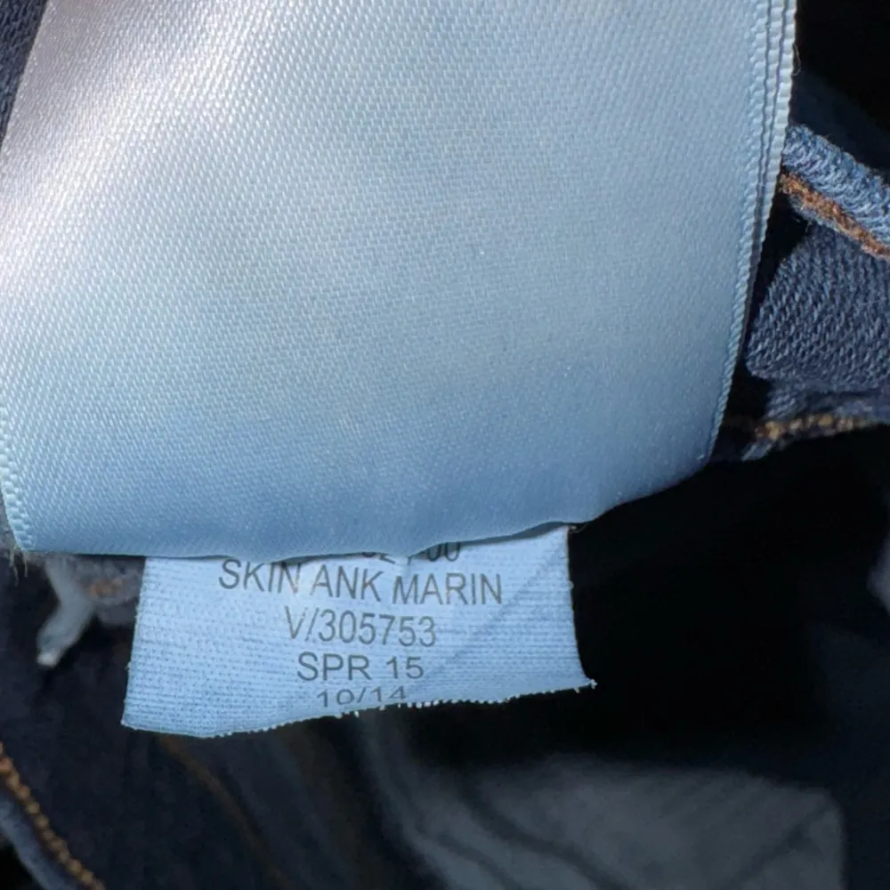 Banana Republic Slim Ankle Dark Wash Jeans Size 31 - Image 6