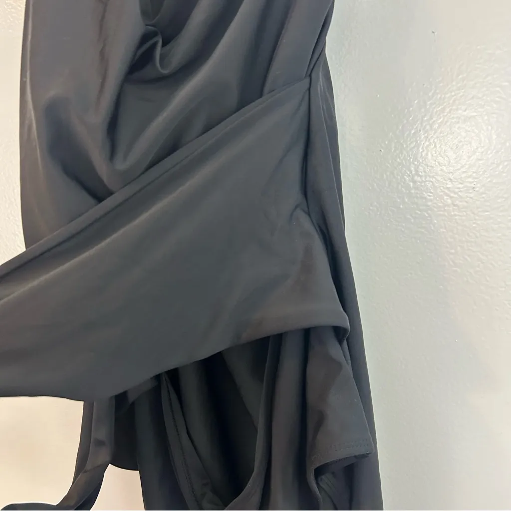 NWT Eloquii Black One Shoulder Twist Tie Front One-Peice Swimsuit Size 18 - Image 8