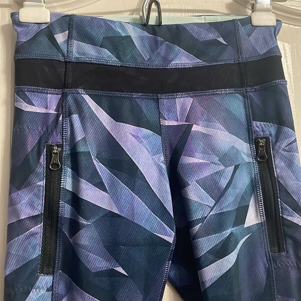 💙Lululemon Inspire Tight II (Mesh) in Pretty Prism Multi - Image 5