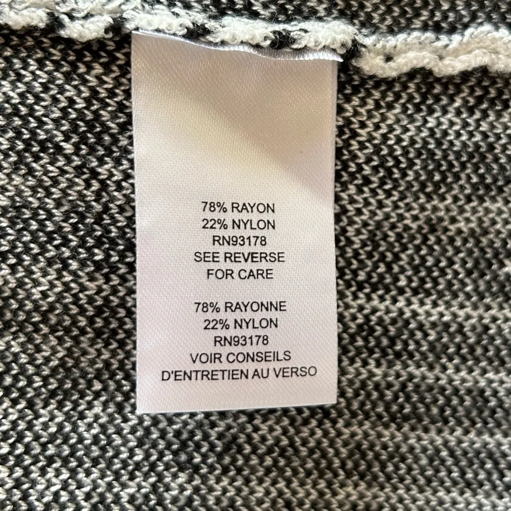 T‎ Tahari Women's Long Sleeve Cardigan Sweater - Image 6