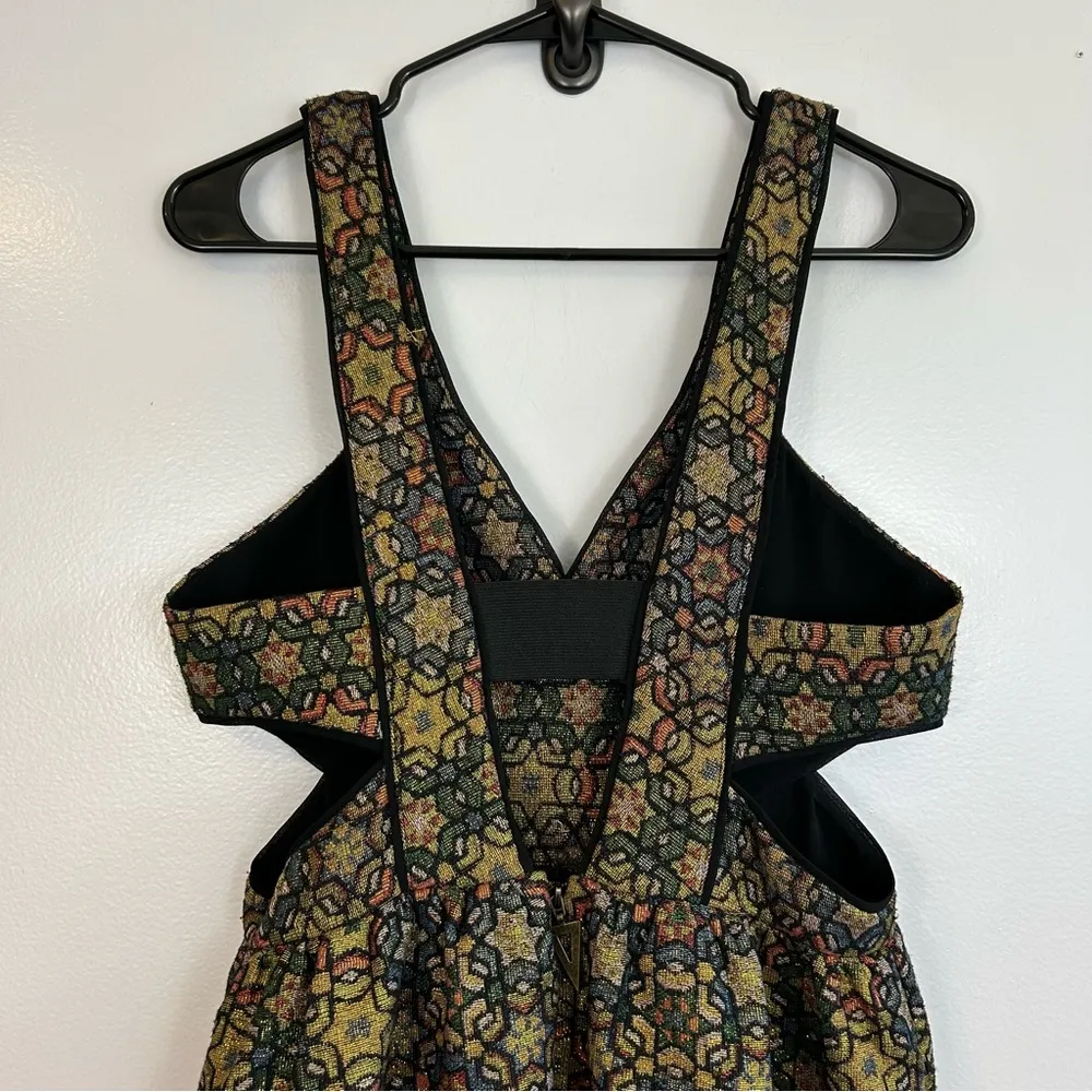 NWT  Urban Outfitters Metallic Catherdal Party Mini Dress Size 6 - Image 9