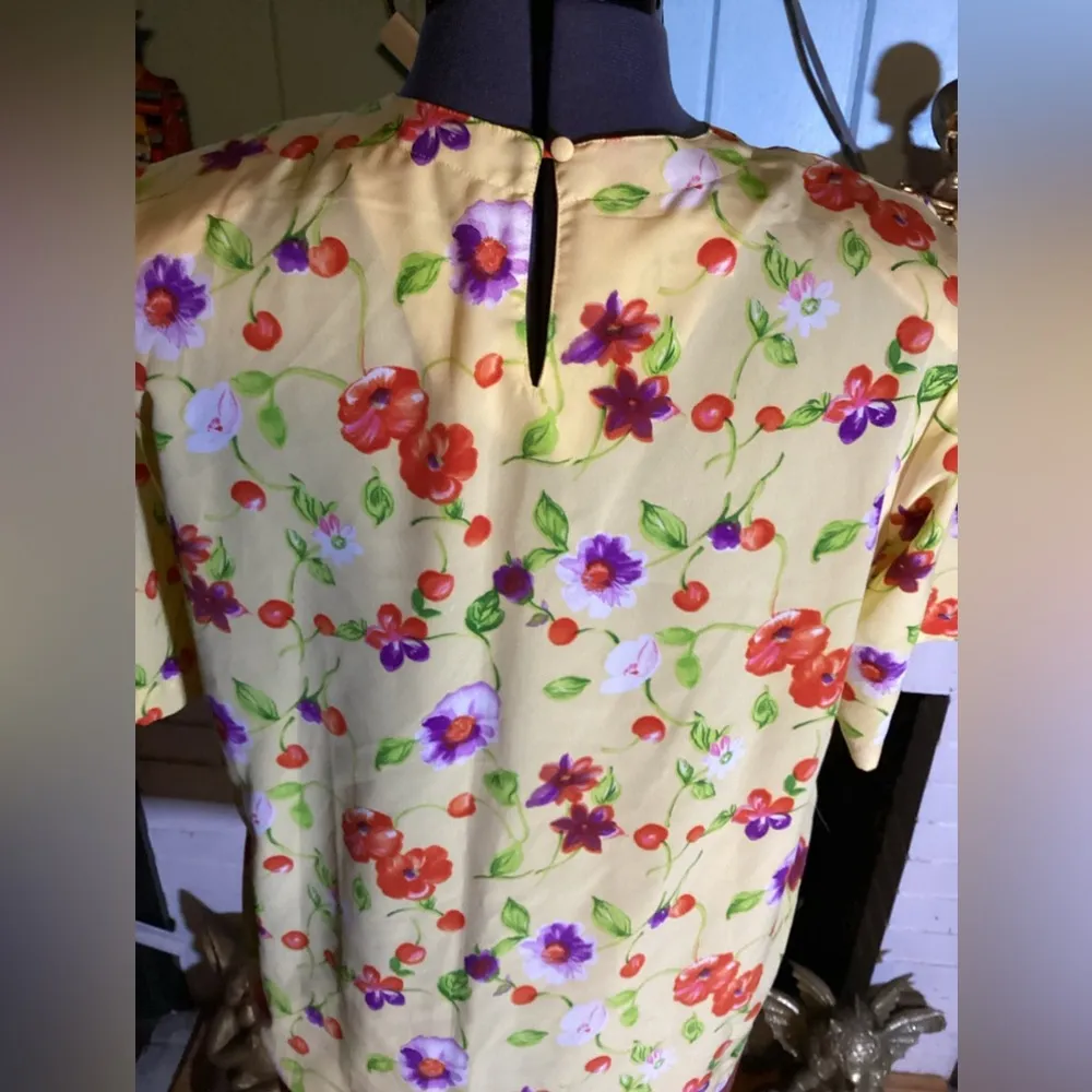 Vintage 90’s Yellow Floral & Cherry Top XL/Size 18 - Image 8