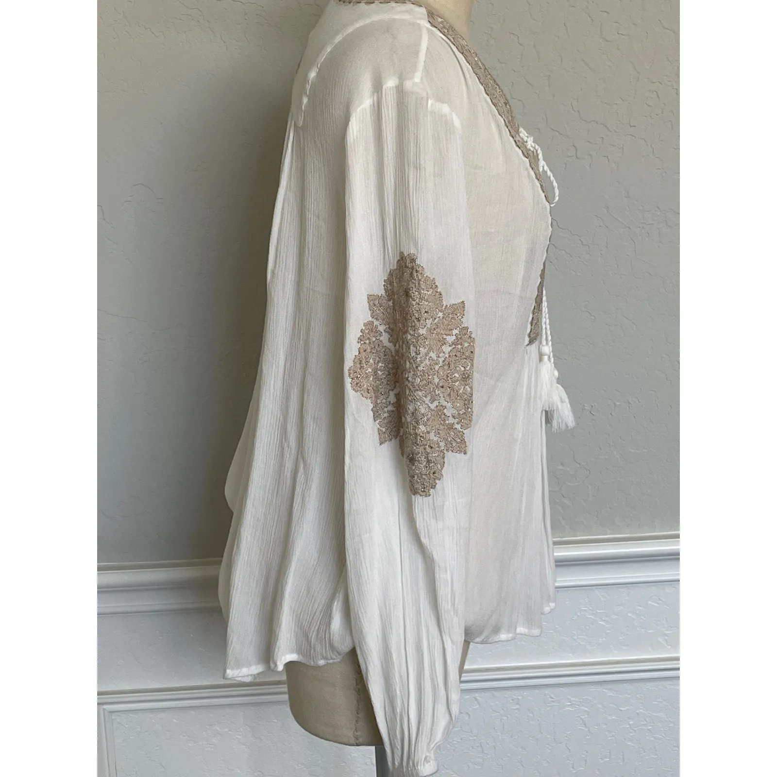 SUNDANCE Palace Pathway Tunic Ivory Gold Embroidered Tassel Tie Lace - Image 5