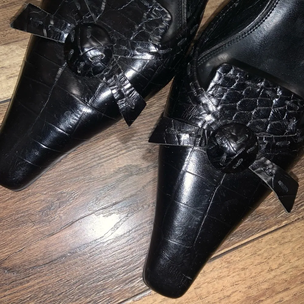 Linea paolo y2k faux reptile bow coquette heel holiday square toe boho classic - Image 3