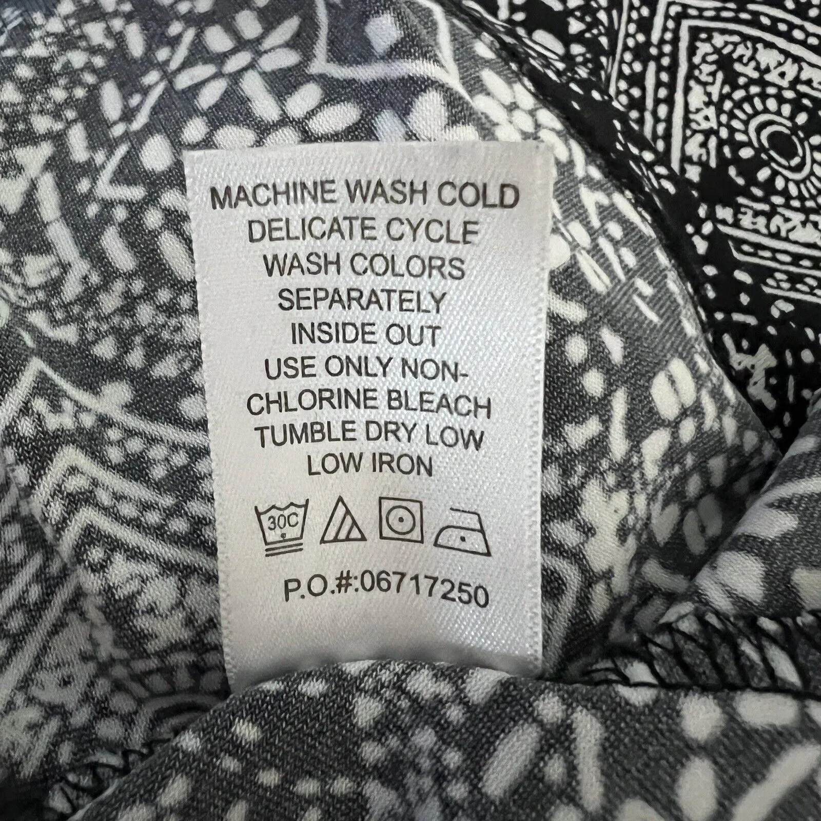 Woman Within Shirt Womens 14/16 Black White Geometric Floral Tunic Top‎ Blouse - Image 9