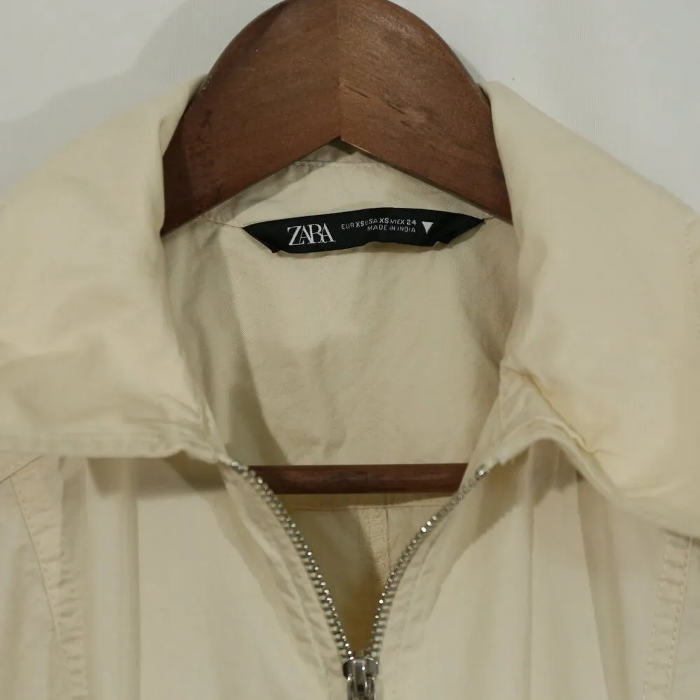 Zara Utility Jumpsuit Beige Short Sleeve Zip Front Size xs - Image 4