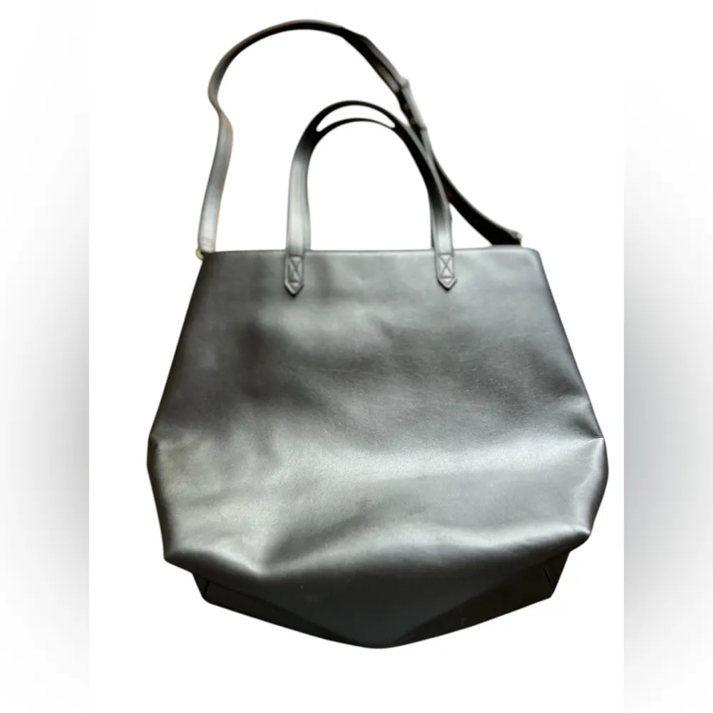 Madewell Women's black faux Leather Tote Bag with‎ Sturdy Handles - Image 2