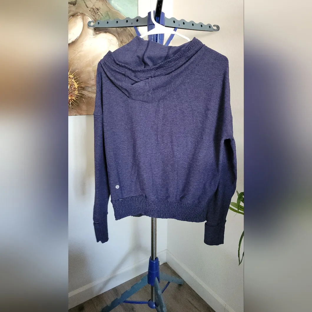 Lululemon Navy Blue Hooded Sweatshirt Size 6 - Image 5