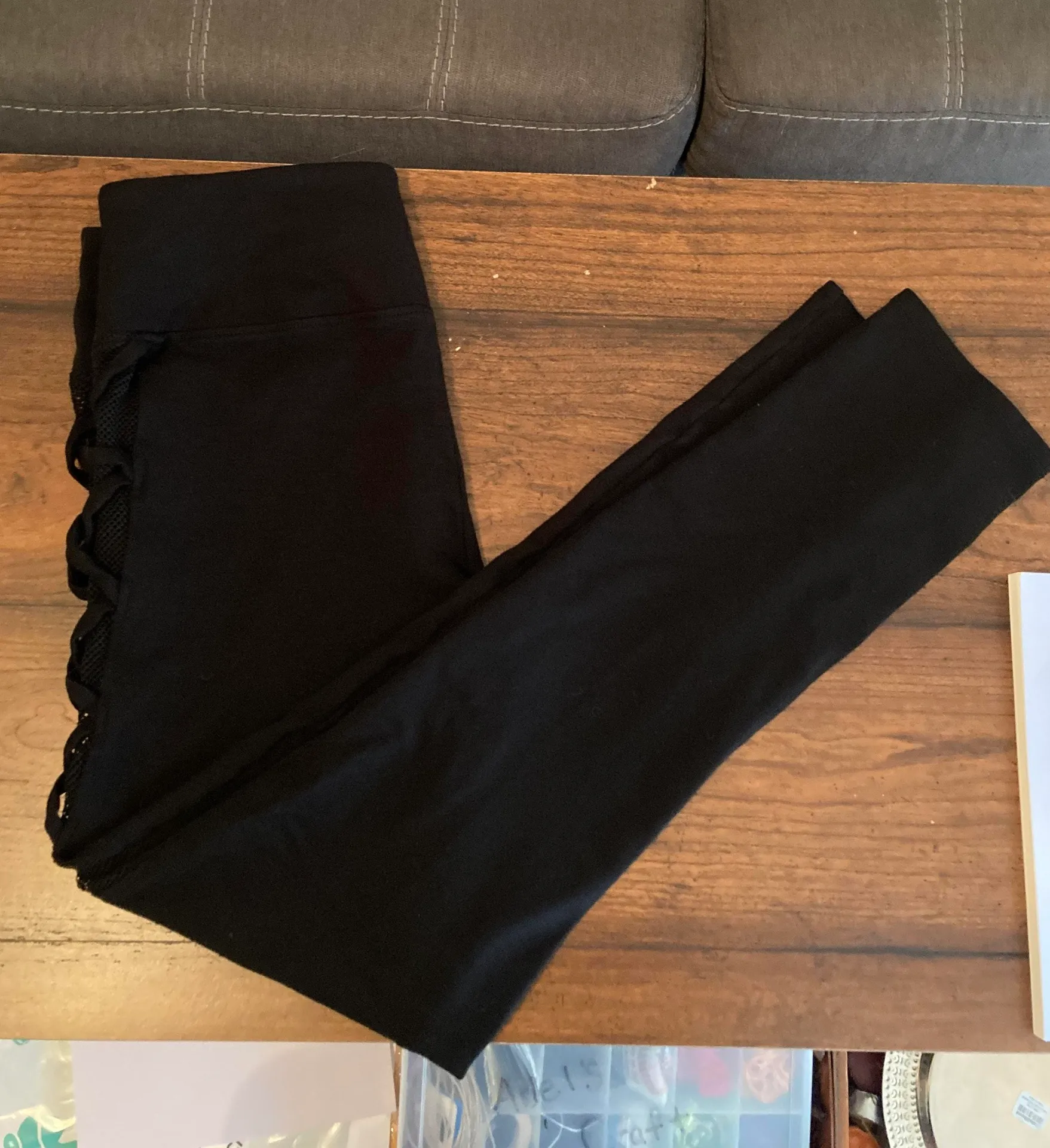 Black Full Length Mesh/Fishnet Leggings Size L - Image 2