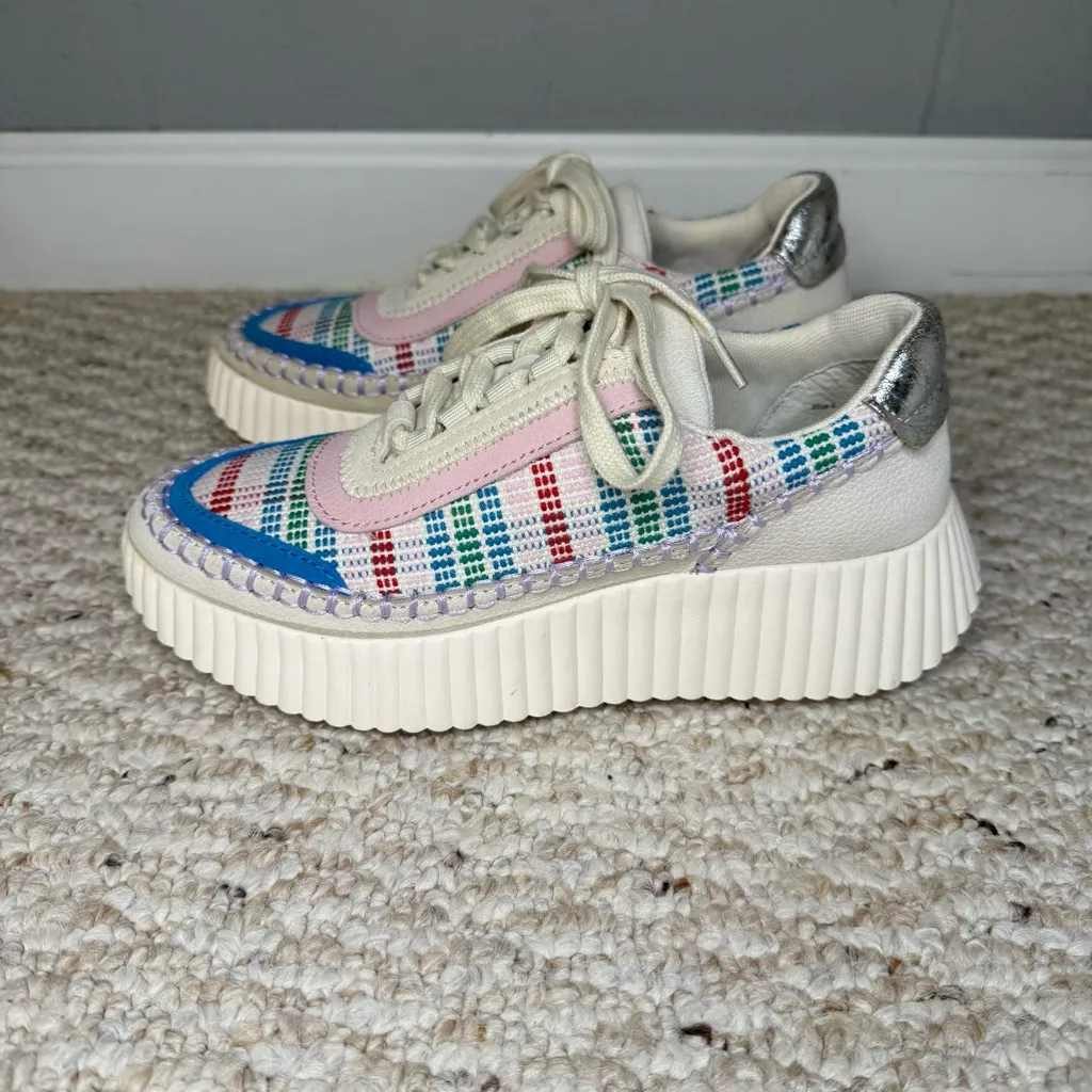 New Dolce Vita Dolen Sneakers in Confetti Woven Women’s Size 6 Colorful Sneakers Blue - Image 3