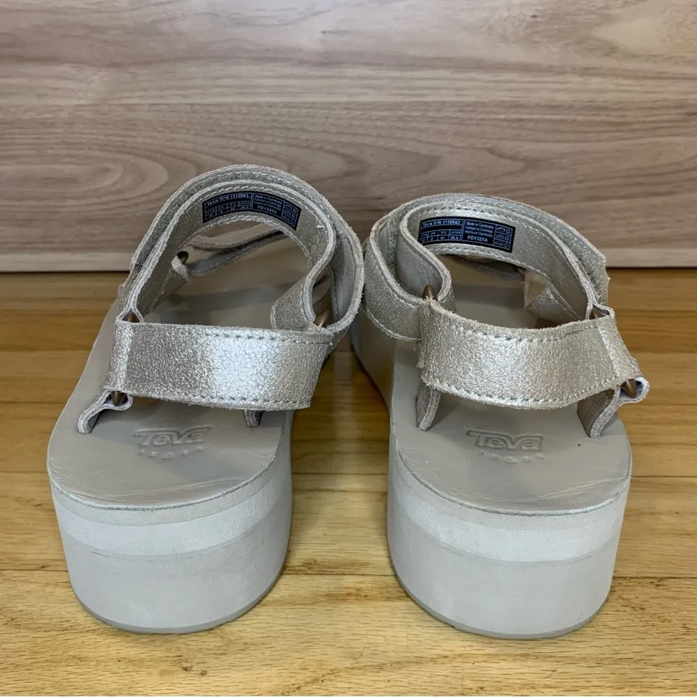 Teva Flatform Universal Leather Gold Sandals - Size 10 - Image 4