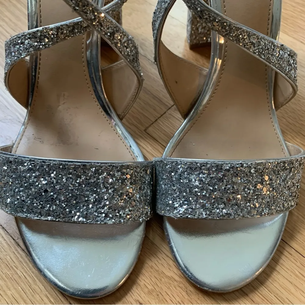 Jewel Badgley Mischka Silver Glitter Strappy Cook Heels/Pumps size 11 - Image 5