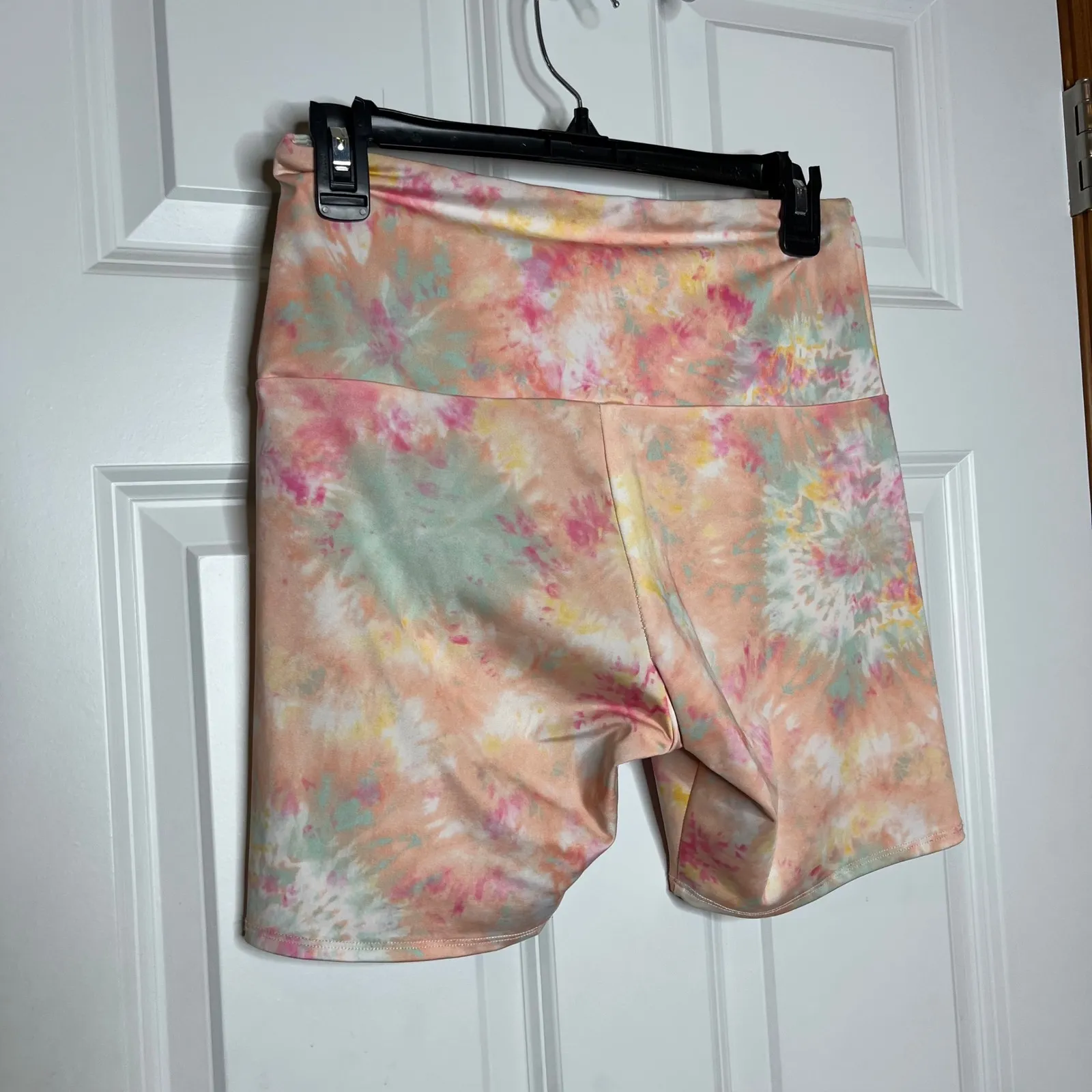 Free People Movement x Onzie Tie Dye Bike Shorts Medium Large Pastel Colors Pink - Image 3