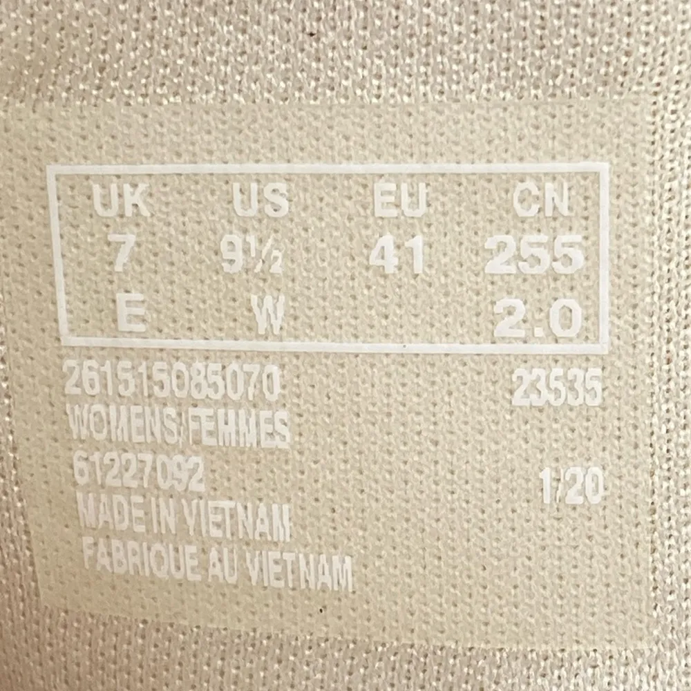 Clarks Cloudsteppers Step June Shell Slide Sandals Size 9.5 - Image 3