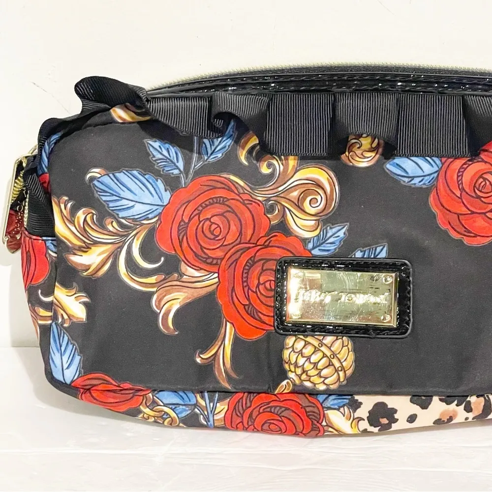 Betsey Johnson Black Floral Ruffle Trim Cosmetic Travel Pouch Full Zip - Image 2