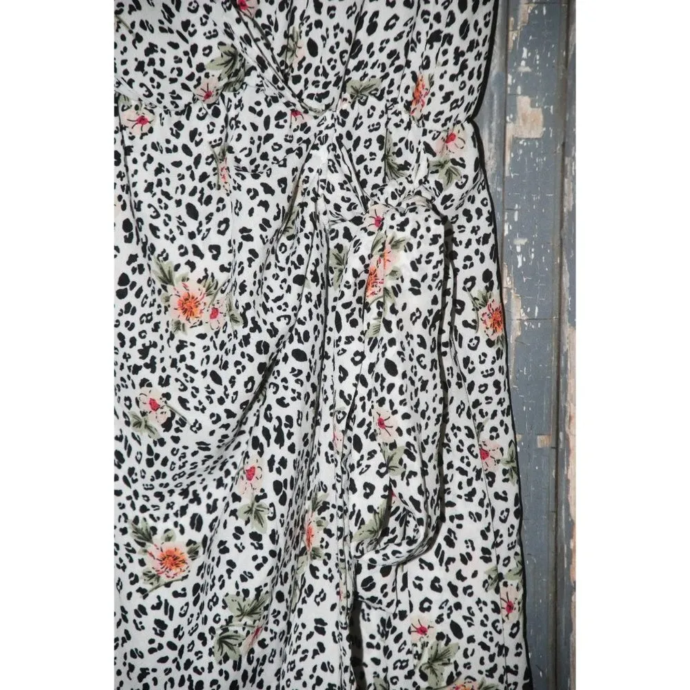 NWT A'GACI Shop 17 Juniors Ladies White Dress Size S V-Neck Elastic Waist Belt - Image 3