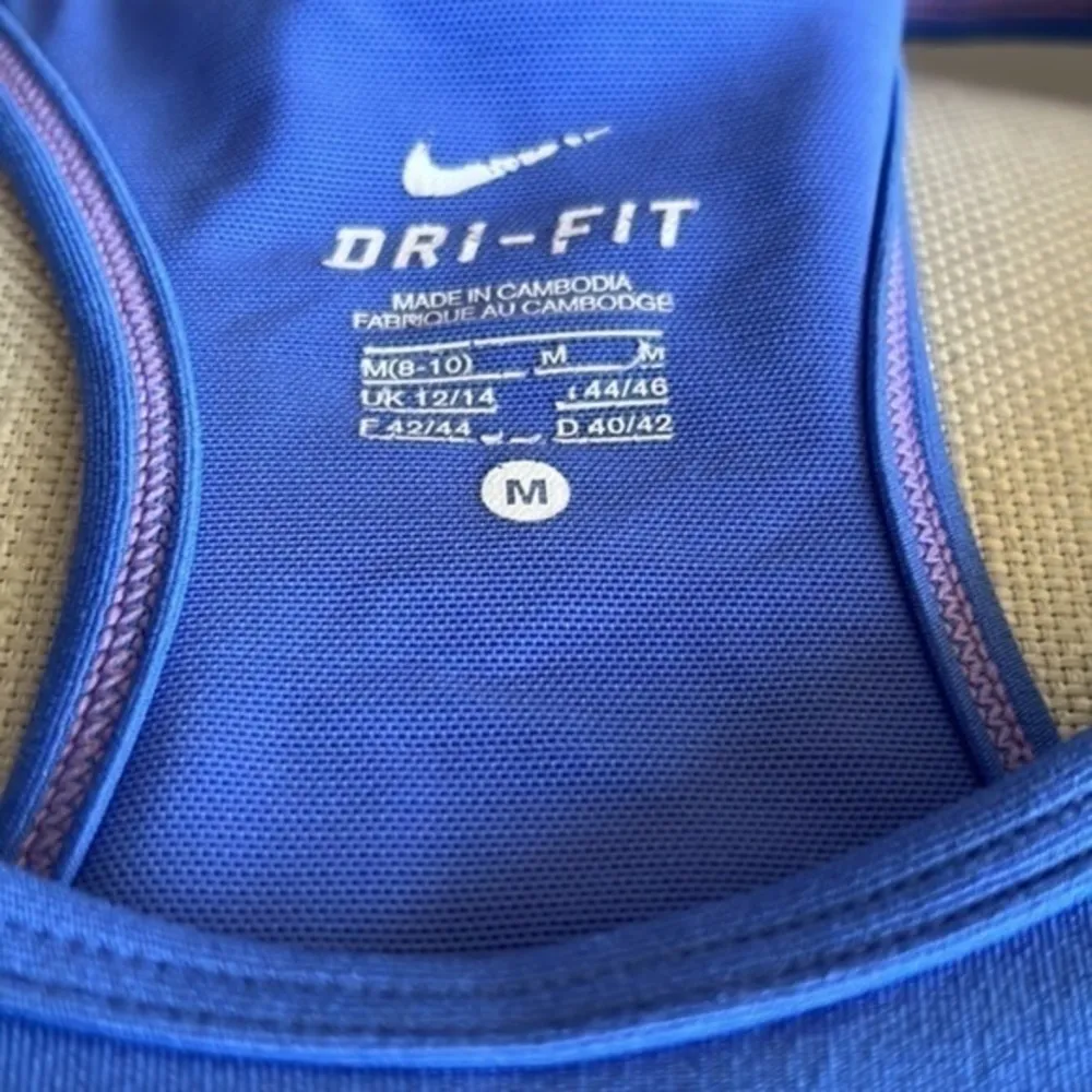 Nike  Dir Fit  tank top S - Image 4