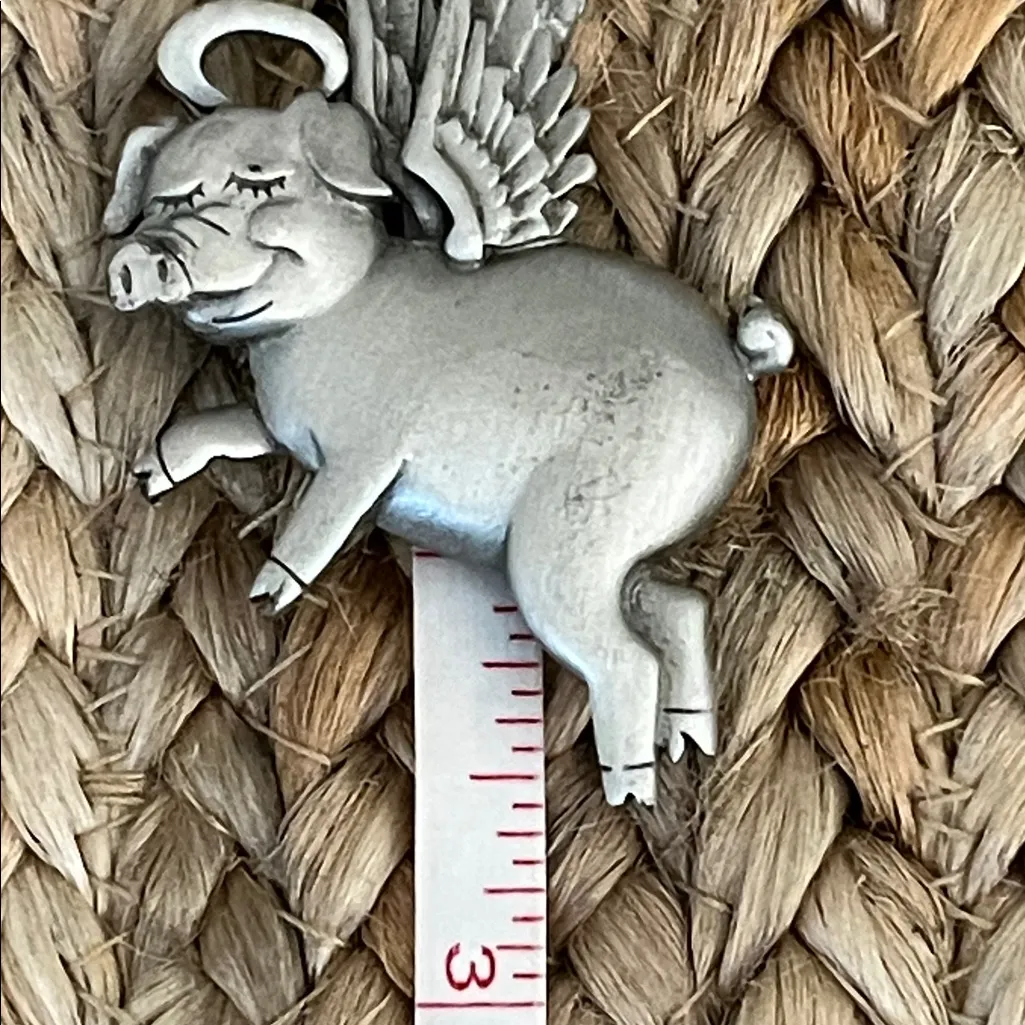 Jonette JJ Pewter Silver Flying Pig Pendant - Image 6
